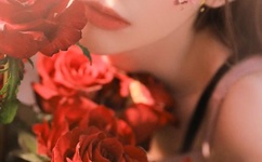 亲亲抱抱举高高打扑克